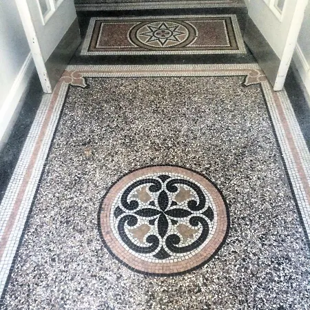 In Pempelfort - * Dusseldorf